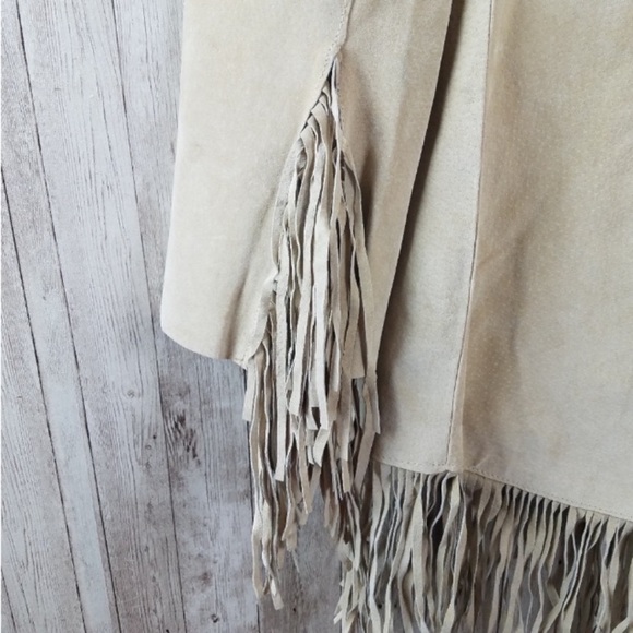 Genuine Leather Fringe Jacket - Picture 5 of 10